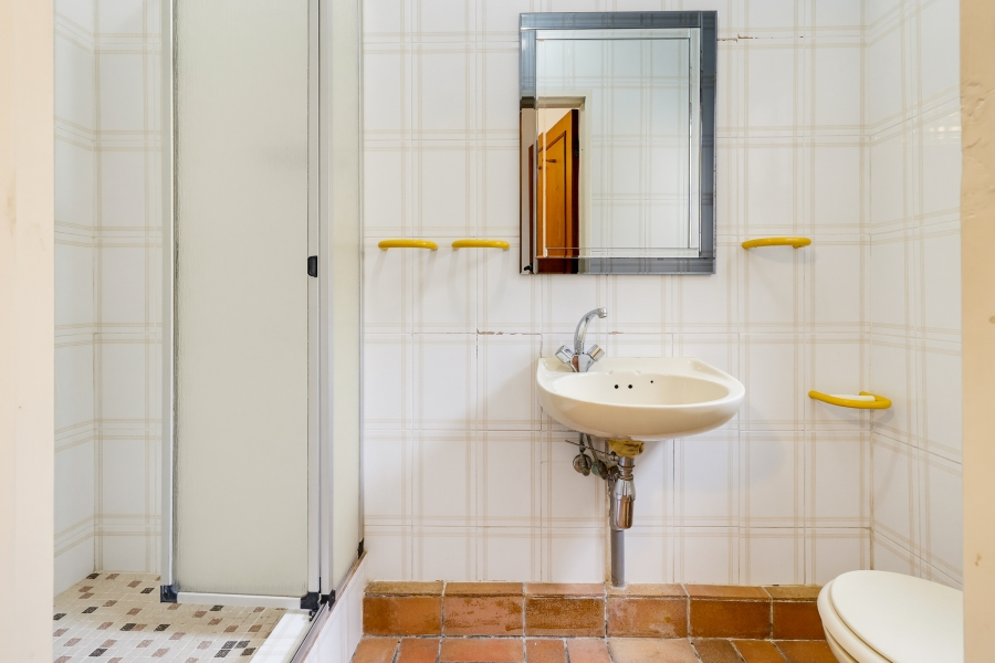 4 Bedroom Property for Sale in Gordons Bay Village Western Cape